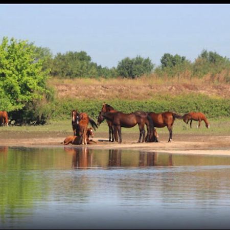 River Sun Valada Luaran gambar